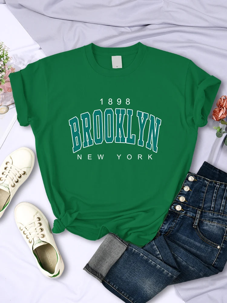 1898 Brooklyn New York Print Women Short Sleeve Vintage Fashion Casual T-Shirts.