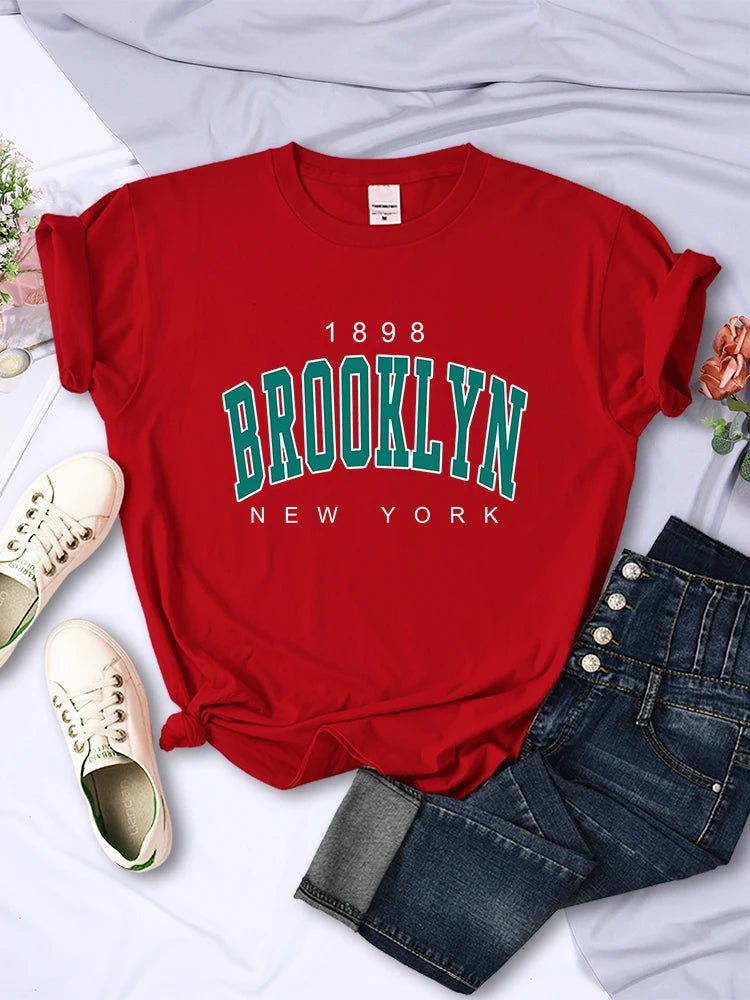 1898 Brooklyn New York Print Women Short Sleeve Vintage Fashion Casual T-Shirts.
