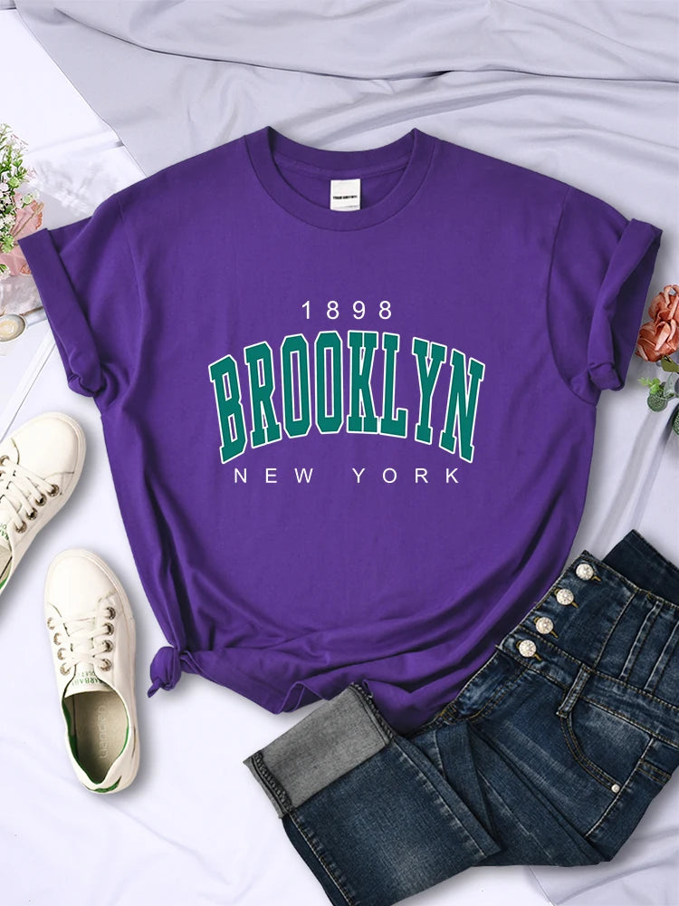 1898 Brooklyn New York Print Women Short Sleeve Vintage Fashion Casual T-Shirts.
